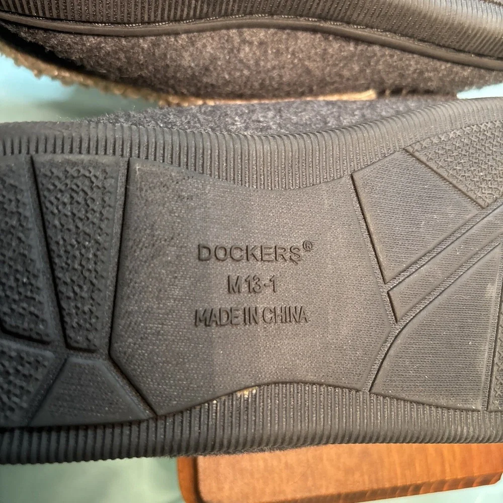 Dockers Boy's Gray Faux Fur Moccasin Slippers Sz M 13-1